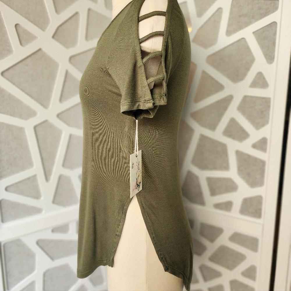 Olive Green Women's Top With Cold Shoulder And Side Slits
